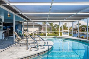 Et oppvarmet basseng