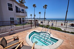 Pool - Beach Condo Spectacular Ocean View (Oceanside)