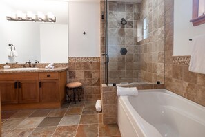 Stadtwohnung, Mehrere Betten (34 Englewood Greens) | Badezimmer