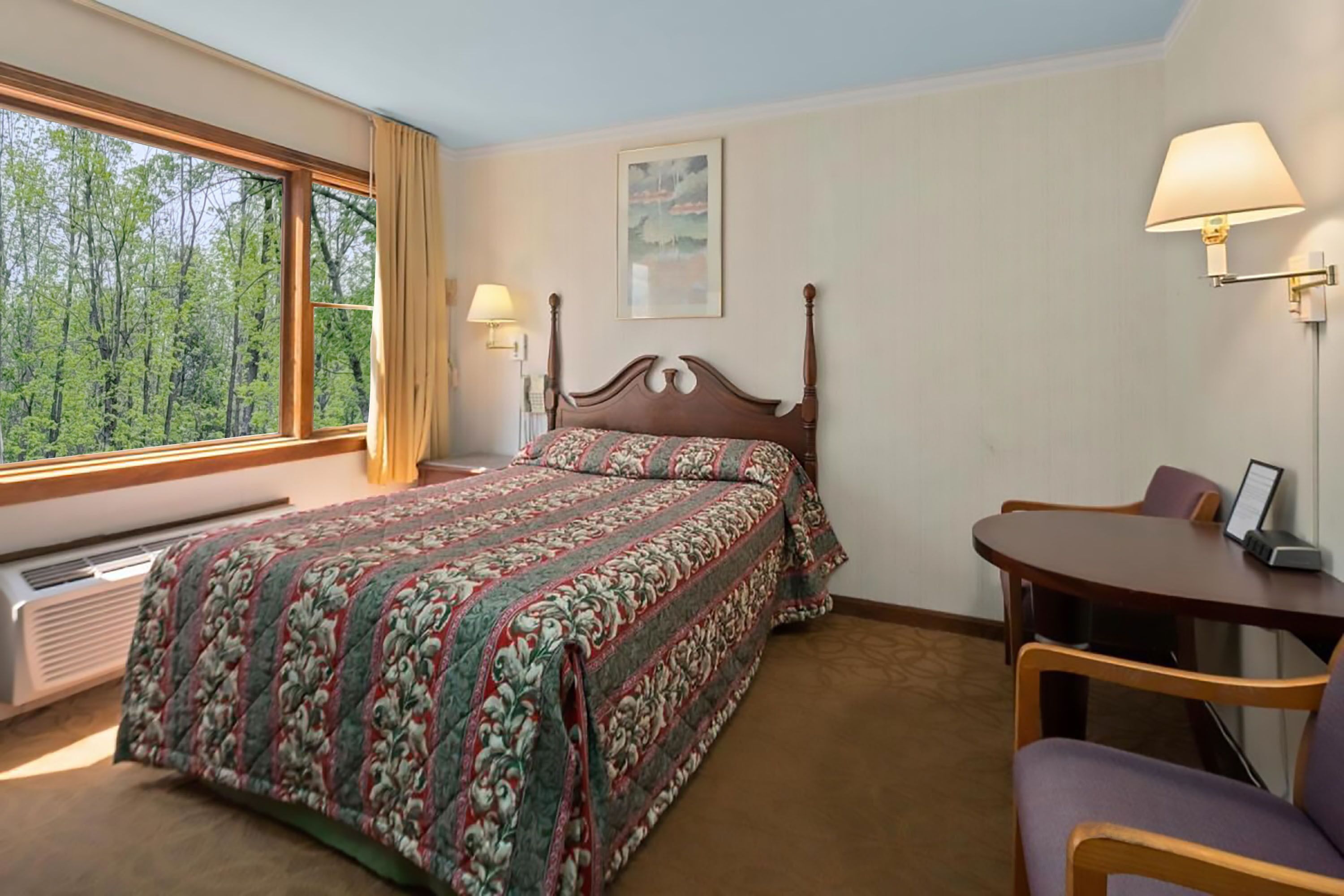 South Side Inn - Burlington