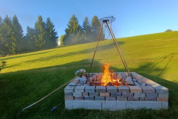 Ferienwohnung Rita mit Balkon-Feuerstelle