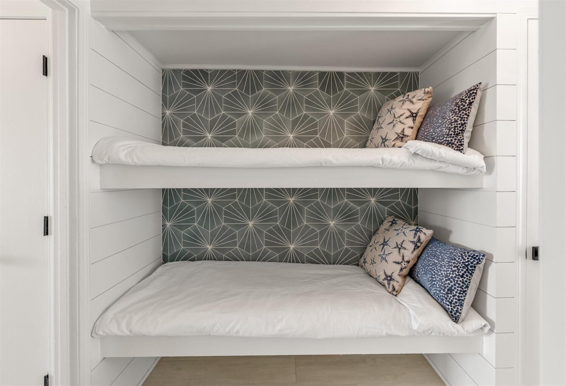 Ocean Views - Newly Remodeled - Pool and Fishing Pier