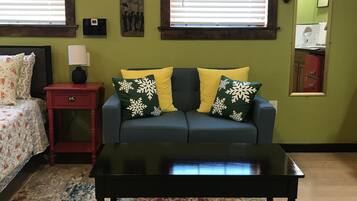 1 chambre, fer et planche à repasser, Wi-Fi gratuit, draps fournis