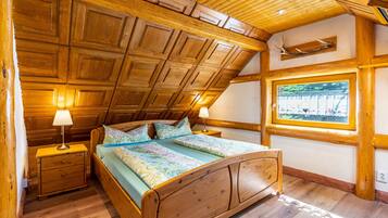 2 Schlafzimmer, Bügeleisen/Bügelbrett, Bettwäsche