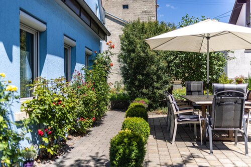 Ferienwohnung 'Alb Rose Ferienwohnung' mit privater Terrasse, Gemeinschaftsgarten und WLAN