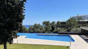 Unclassified image, 5 of 24, button - Charming house with the best swimming pool in the region. vilanovaapartments (Sant Pere de Ribes)
