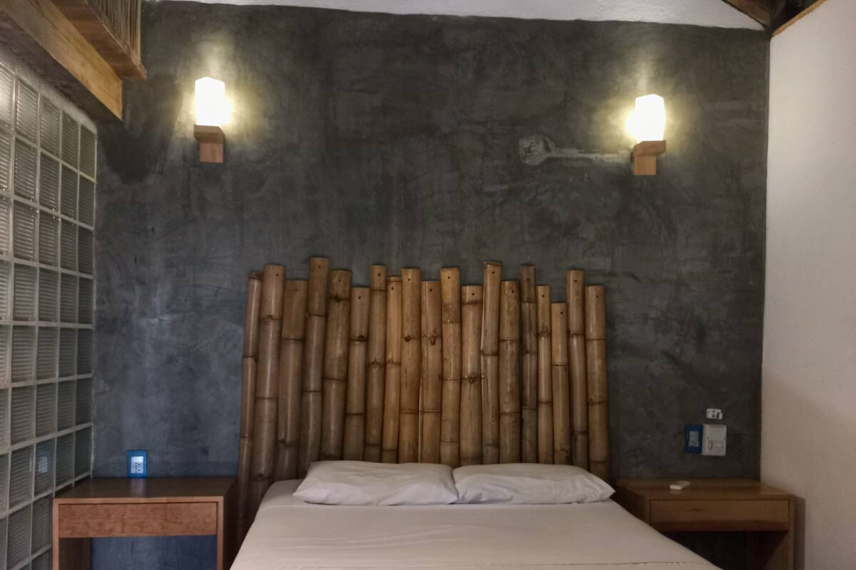 Habitación Confort, 1 cama doble | Wifi gratis y ropa de cama
