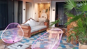 Comfort Double Room | Living area - Pantai H (Puerto Escondido)