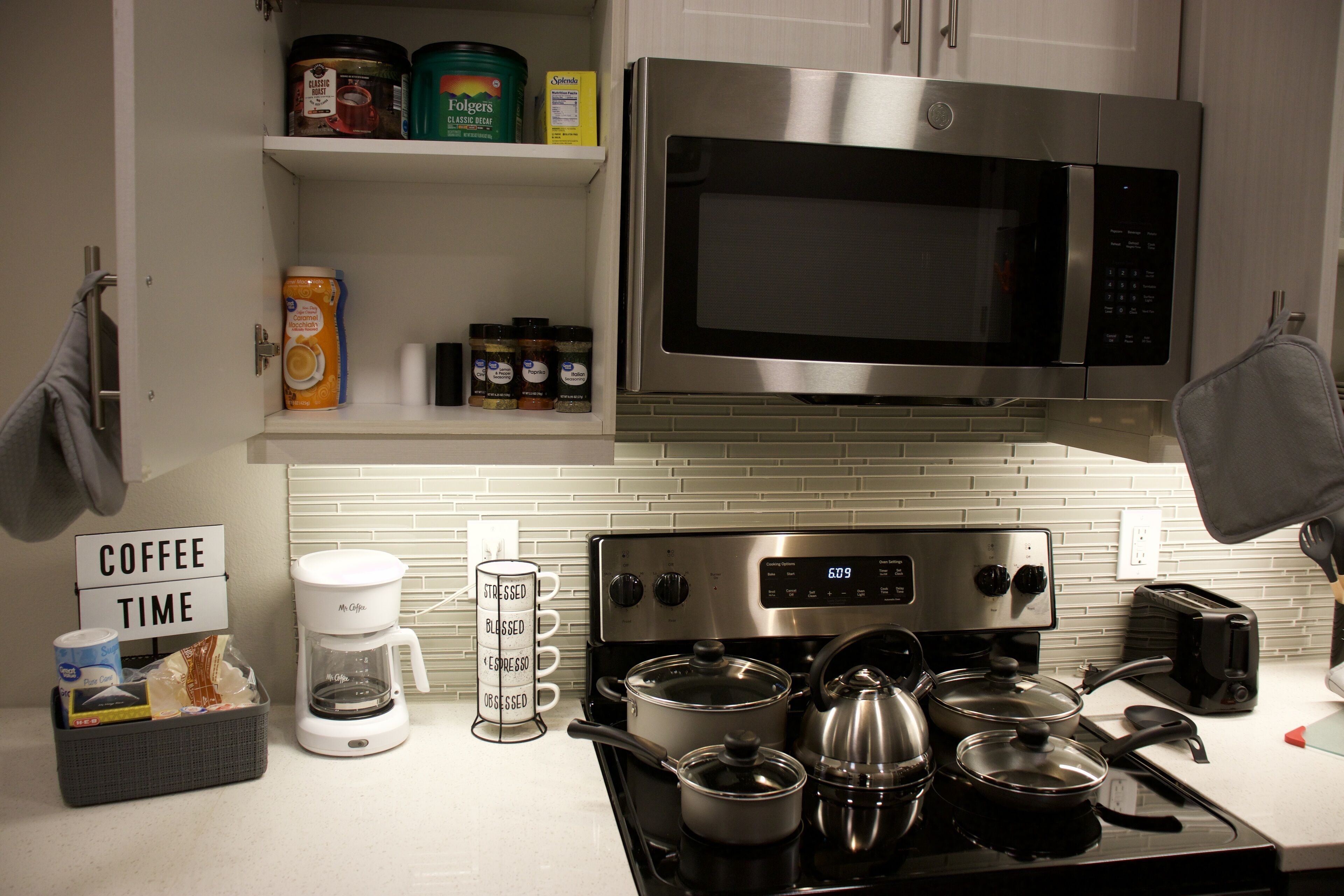 Cozy 1 Bedroom|Resort Style Pool|Gym|Near Shopping