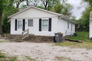 Exterior - Rogers' Rambler (Bloomington)