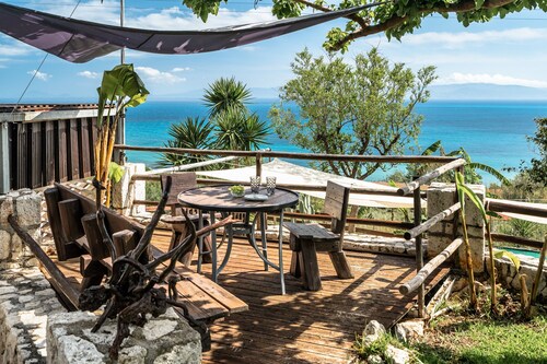 Villa 'Koutoupakia' mit Meerblick, WLAN und Klimaanlage