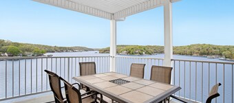 TOP-FLOOR PLEASE! Elevator Up! No noise above @ IslaDelSol: Pool, Fire-Pit, Dock