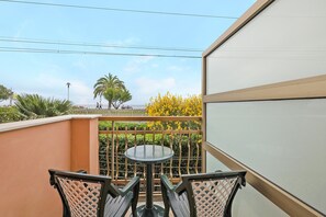 Property grounds - Studio Apartment "Monolocale 12" with Sea View, Wi-Fi & Air Conditioning (Pietra Ligure)