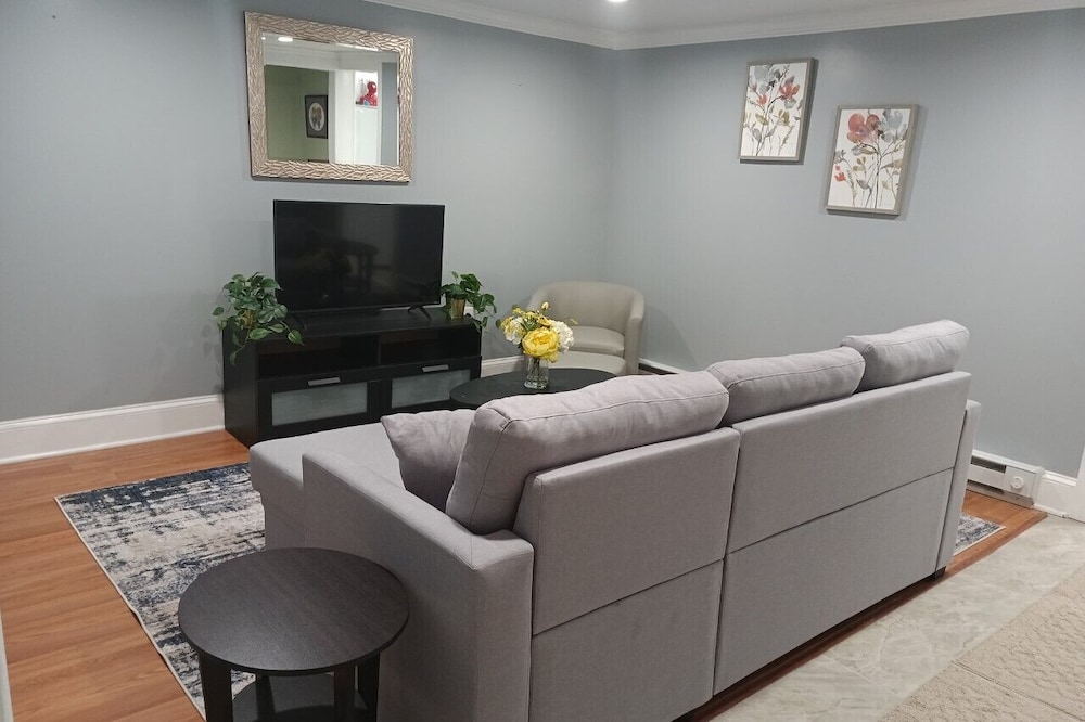 Cozy apartment in Mahanoy City, PA - near Locust Lake, Hazleton and Pottsville