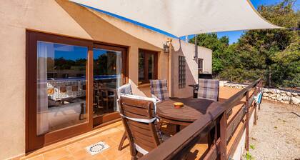 Maison d'hÎtes 'Appartement Tina Capdepera' avec piscine privée, Wi-Fi et climatisation