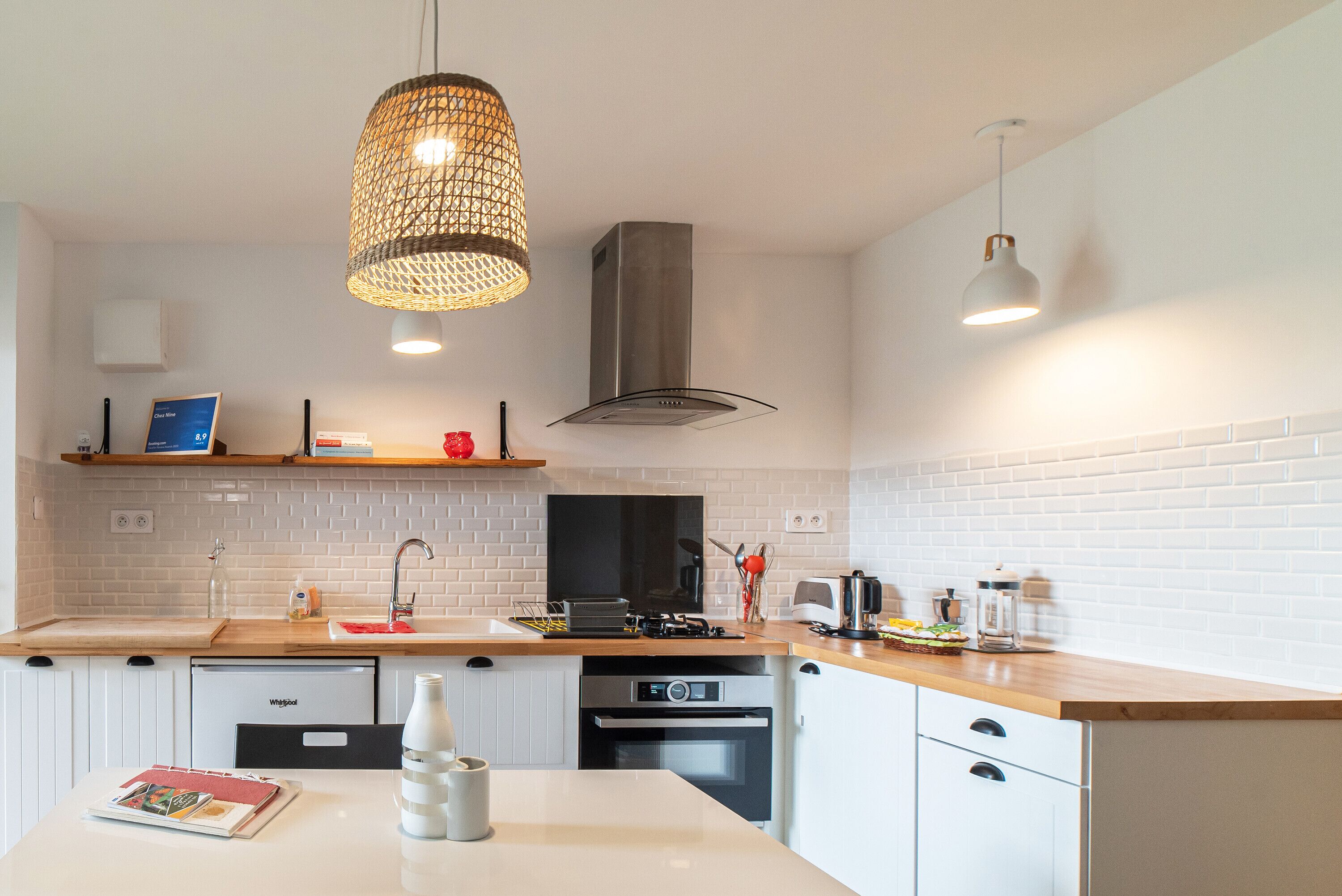 Apartment 'Chez Nine' with Private Garden, Wi-Fi and Air Conditioning