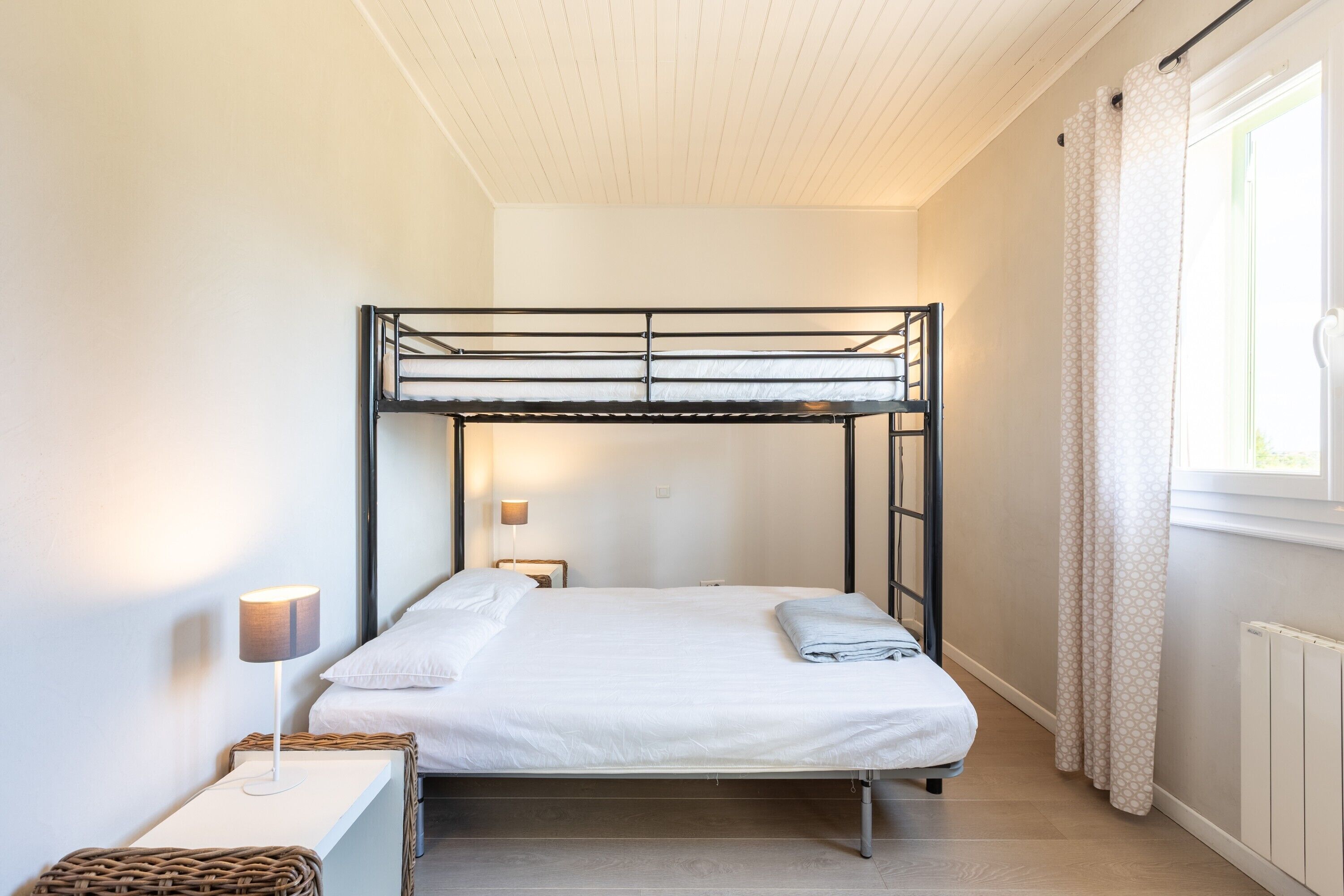 2 chambres, Wi-Fi gratuit, draps fournis