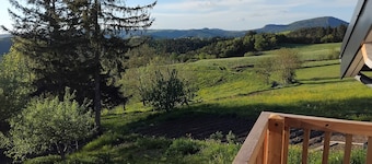 "Gîte Du Bachat" mit Bergblick und privater Terrasse
