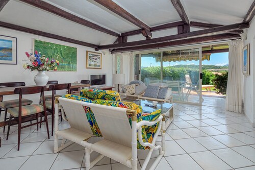 Holiday Home 'Villetta Palma' with Shared Pool, Private Terrace and Private Garden