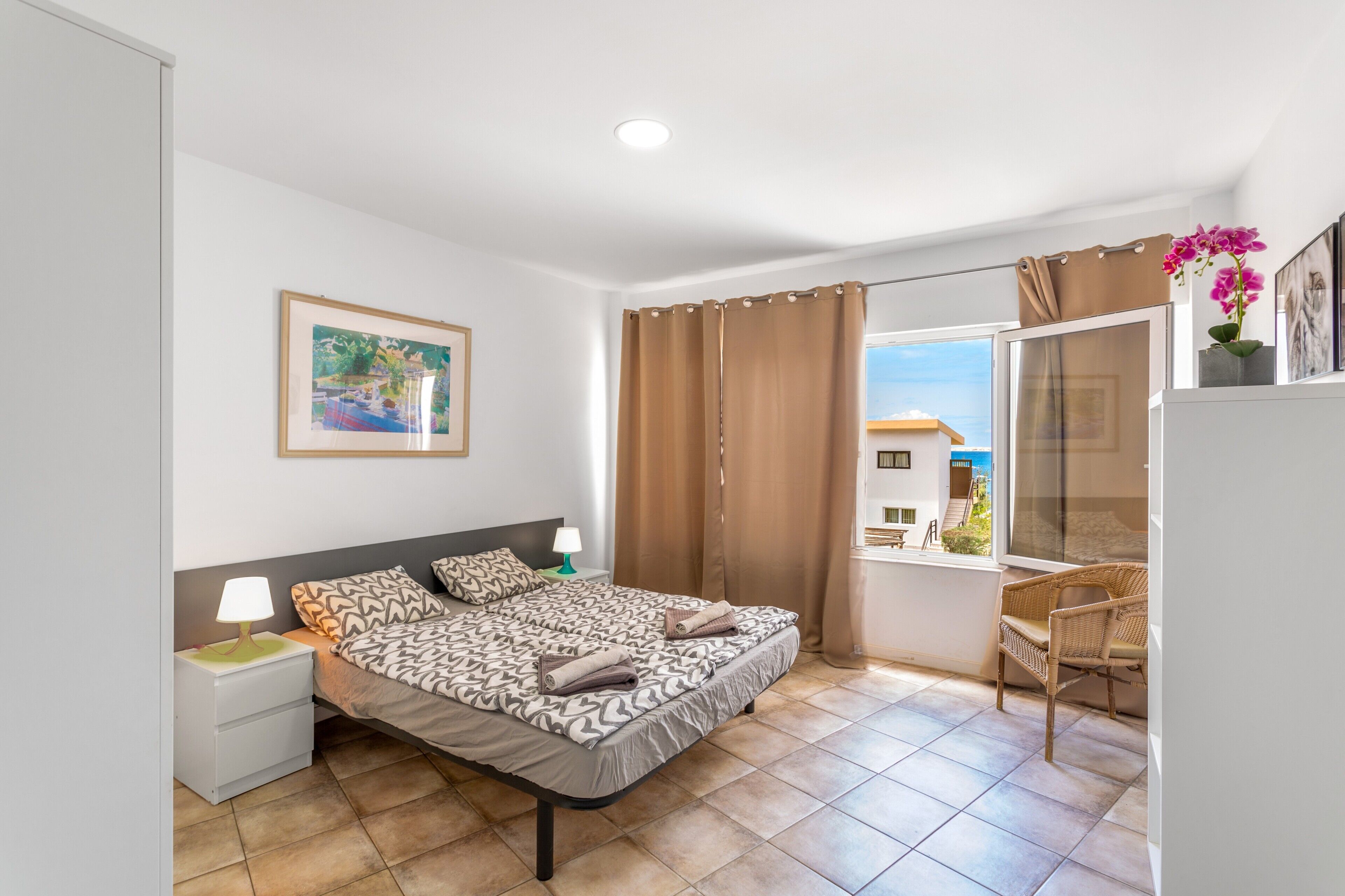 1 bedroom, free WiFi, bed sheets