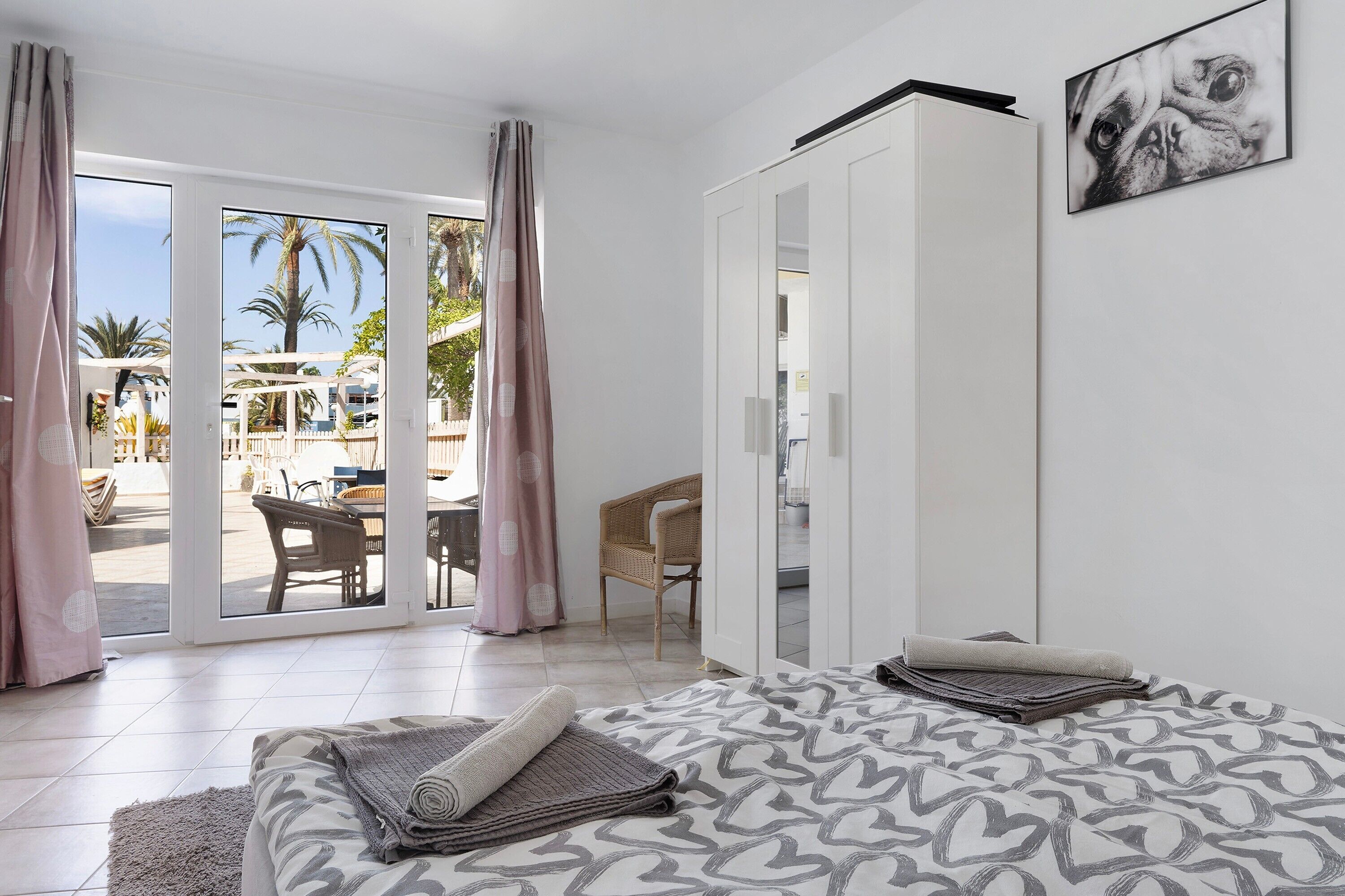 1 bedroom, free WiFi, bed sheets