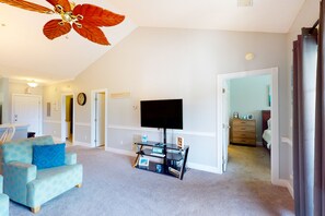 TV - Dog-friendly condo with water views & scenic balcony - grill and pool access (Myrtle Beach)