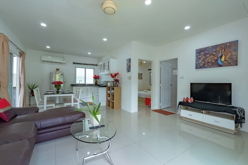 Villa Tranquila De 2 Dormitorios Con Piscina Privada En Una Colina Tropical - Provincia de Phuket
