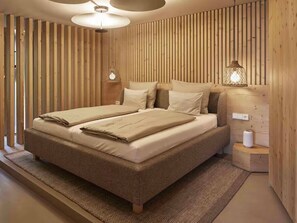 2 Schlafzimmer, Reisekinderbett, kostenloses WLAN, Bettwäsche