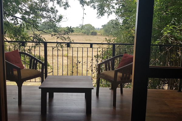 Rumah Pohon Deluks, 1 kamar tidur, pemandangan kebun | Pemandangan balkon