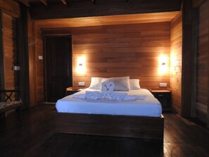 Superior Tree House | Bed sheets