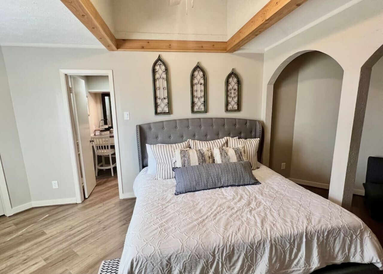 3 Schlafzimmer, Schreibtisch, kostenloses WLAN, Bettwäsche