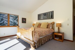 Unclassified image, 2 of 37, button - Large East Vail Home - Hot Tub & Steps to Bus Stop (Vail)
