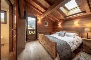 5 Schlafzimmer, Reisekinderbett, WLAN, Bettwäsche