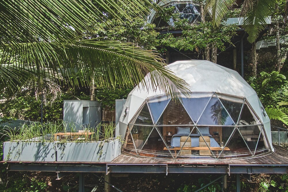 Kunang Kunang Tent Resort