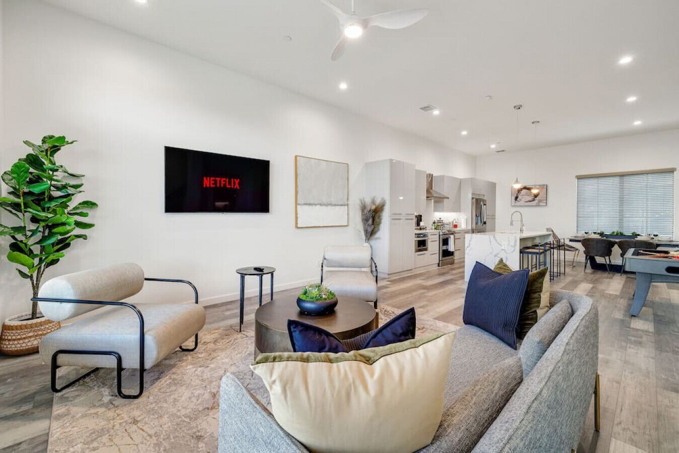 1721 Lear  · Upscale, Central & Fun! ~ Rooftop Terrace ~ Garage