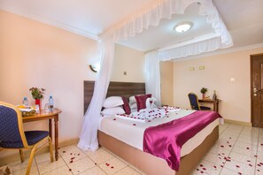 Deluxe Double Room - Phoenicia Hotel Kiambu (Kiambu)