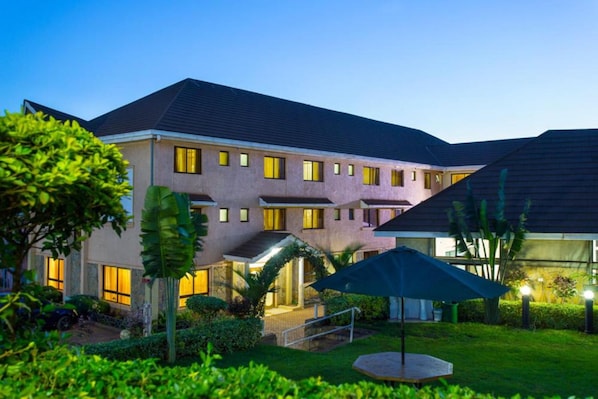 Mặt tiền nơi lưu trú