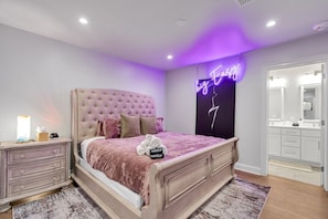 2 chambres, bureau, fer et planche à repasser, Wi-Fi gratuit