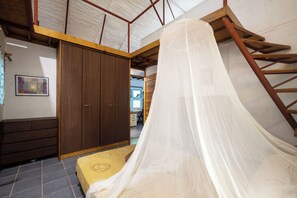 3 chambres, bureau, fer et planche Ă repasser, accĂšs au Wi-Fi (inclus)