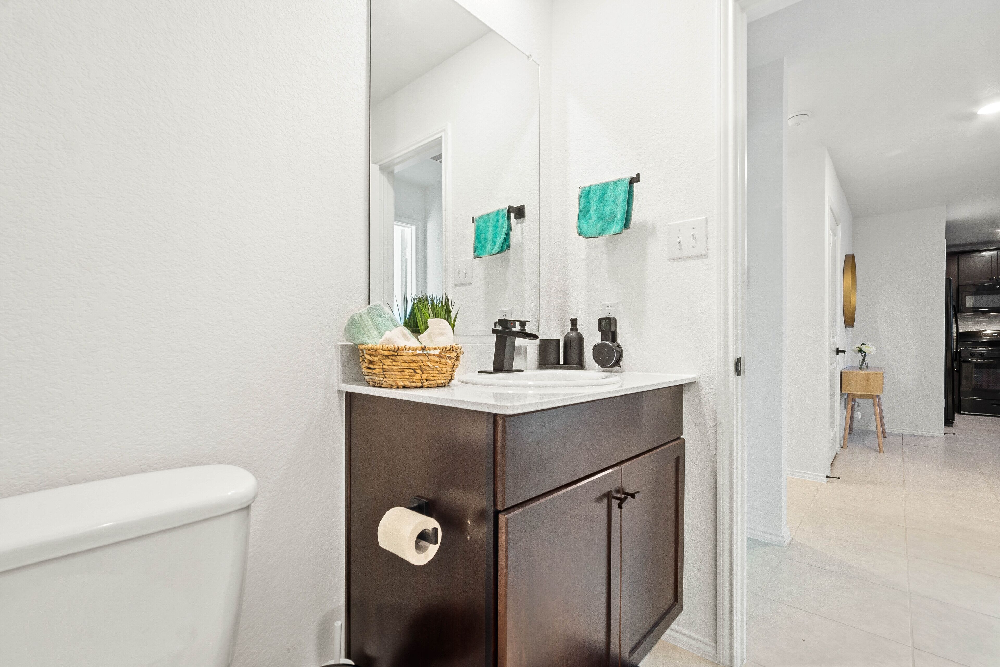 Cozy Smart Home with Pool & Gym