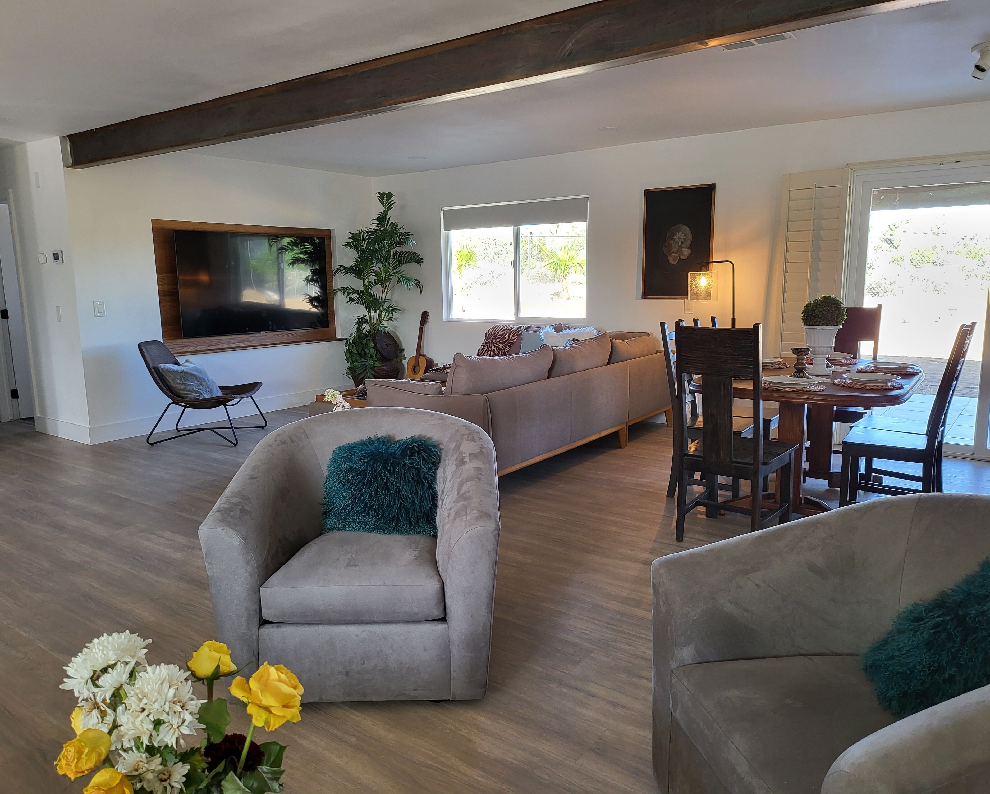 Casa Kalina gorgeous mountain views15 mints away from Joshua Tree National Park 