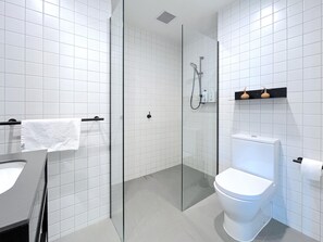 2 bedrooms, blackout drapes, iron/ironing board, free WiFi