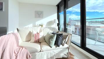 2 bedrooms, blackout curtains, iron/ironing board, free WiFi