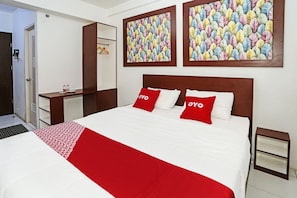 Free WiFi, bed sheets - OYO 92317 Apartment Riverview By Alima View (Cikarang)