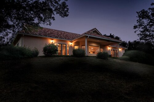 Guinda's Finest Nature Get-Away!