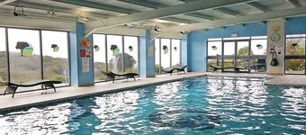 Brand new unit to the Hire fleet, stunning 20ft x 40ft accommodation.