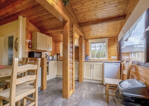 Kühlschrank, Ofen, Herdplatte, Toaster