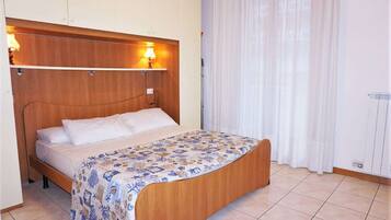 2 bedrooms