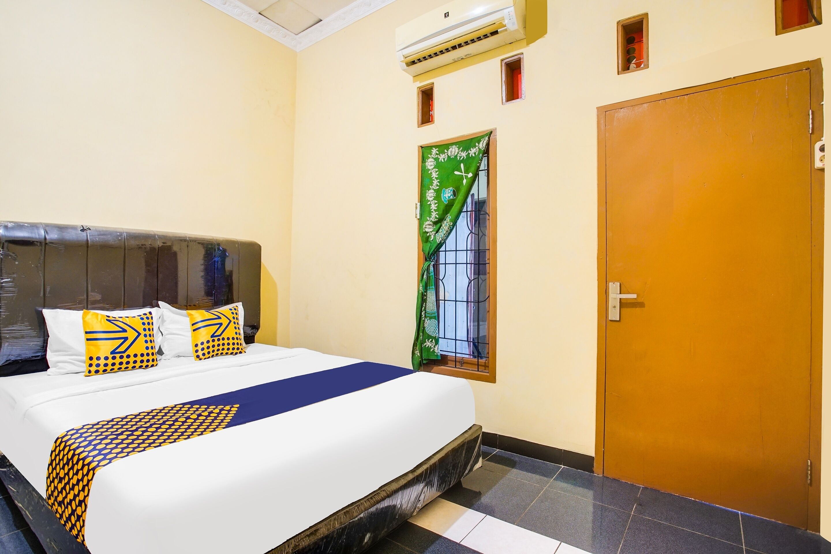 Kamar Double | Wi-Fi gratis dan seprai linen