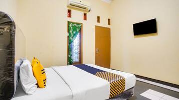 Double Room | Free WiFi, bed sheets